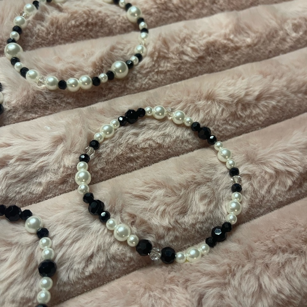 Mixed beaded stackable 5 pc stretch bracelet - Picture 12 of 12